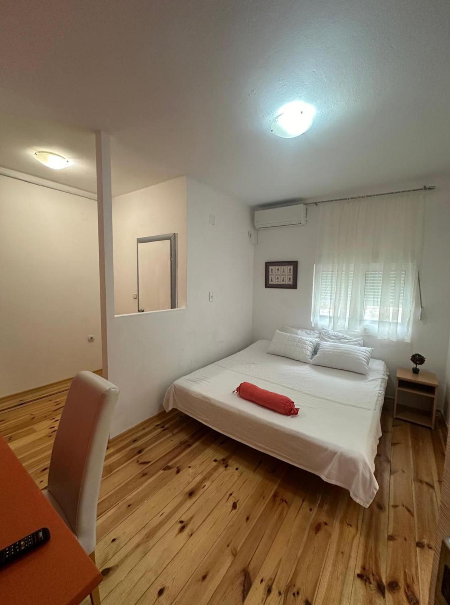 Themis Apart Hotel Kotor Eksteriør bilde
